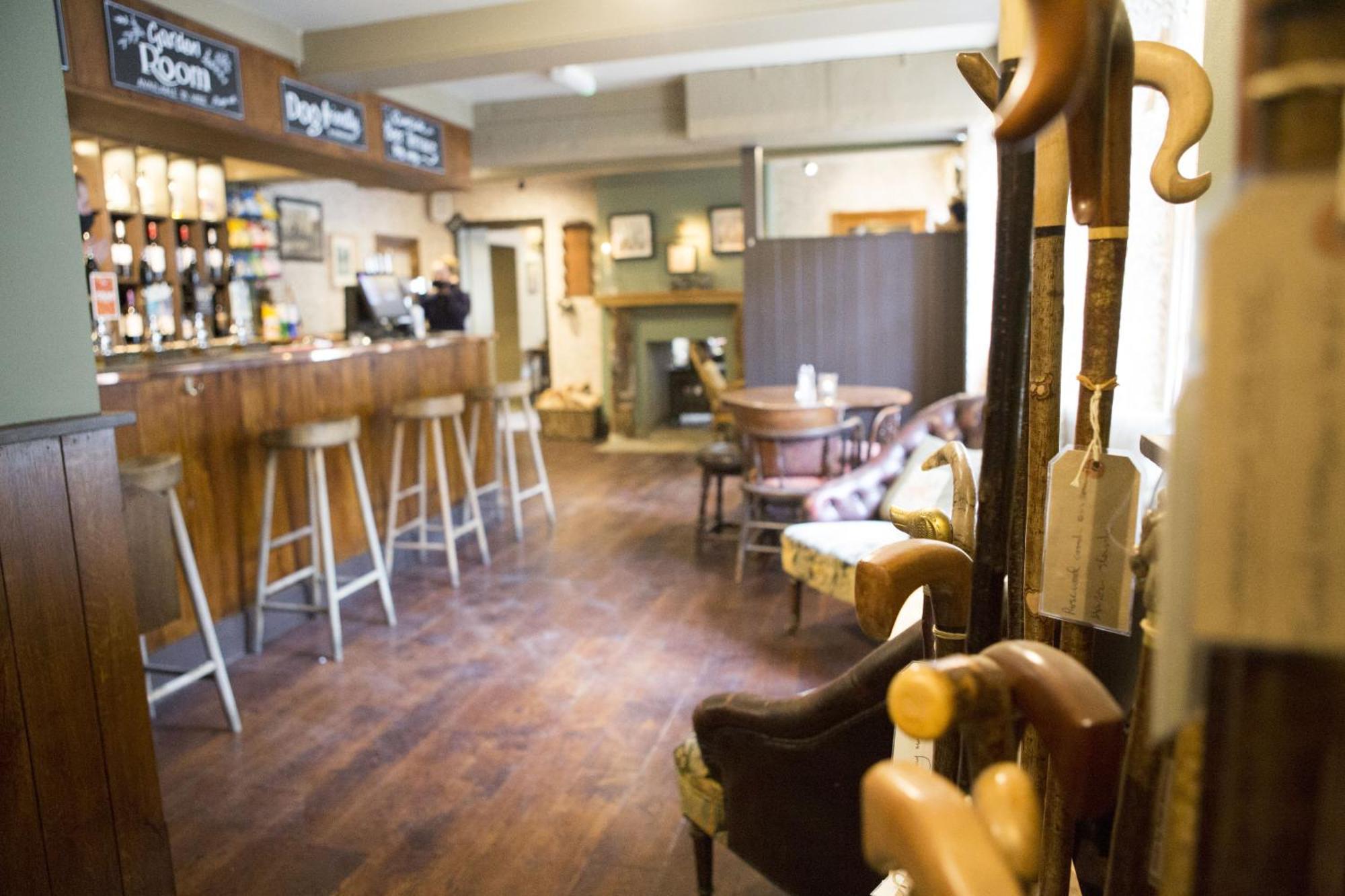 The Wheatsheaf Inn Kendal Dış mekan fotoğraf